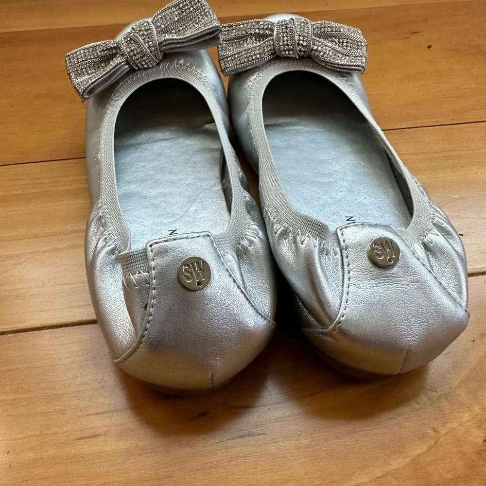 Stuart Weitzman Silver Shoes Kids Bow